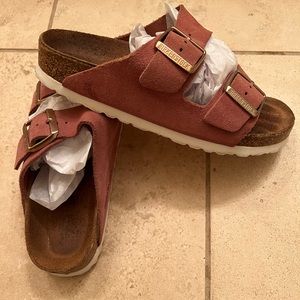 Dusty rose suede Birkenstocks size 37